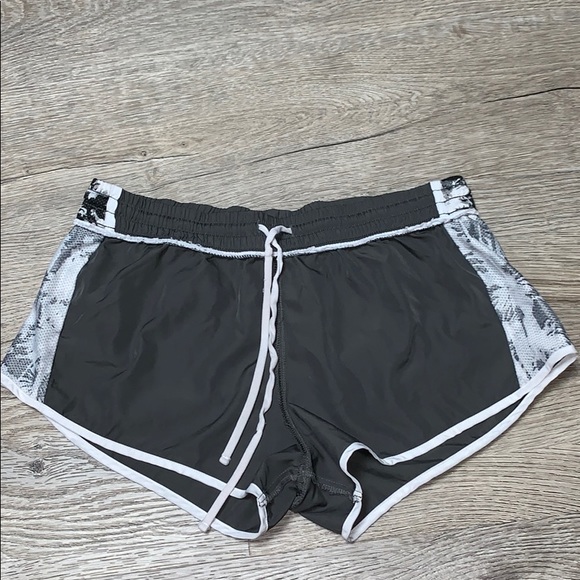 SO Palm Tree Running Shorts - Picture 5 of 6